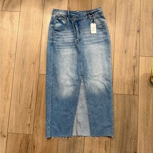 NWT Twelve by Ontwelfth MIDI Long Denim Skirt With Slit Retro Distressed Medium